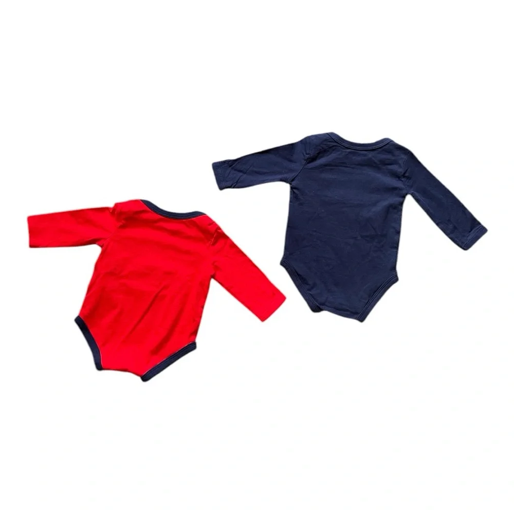 #040, Nike baby bundle of bodysuits, size 3 month